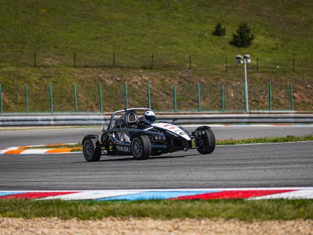 Masarykův okruh v Ariel Atom